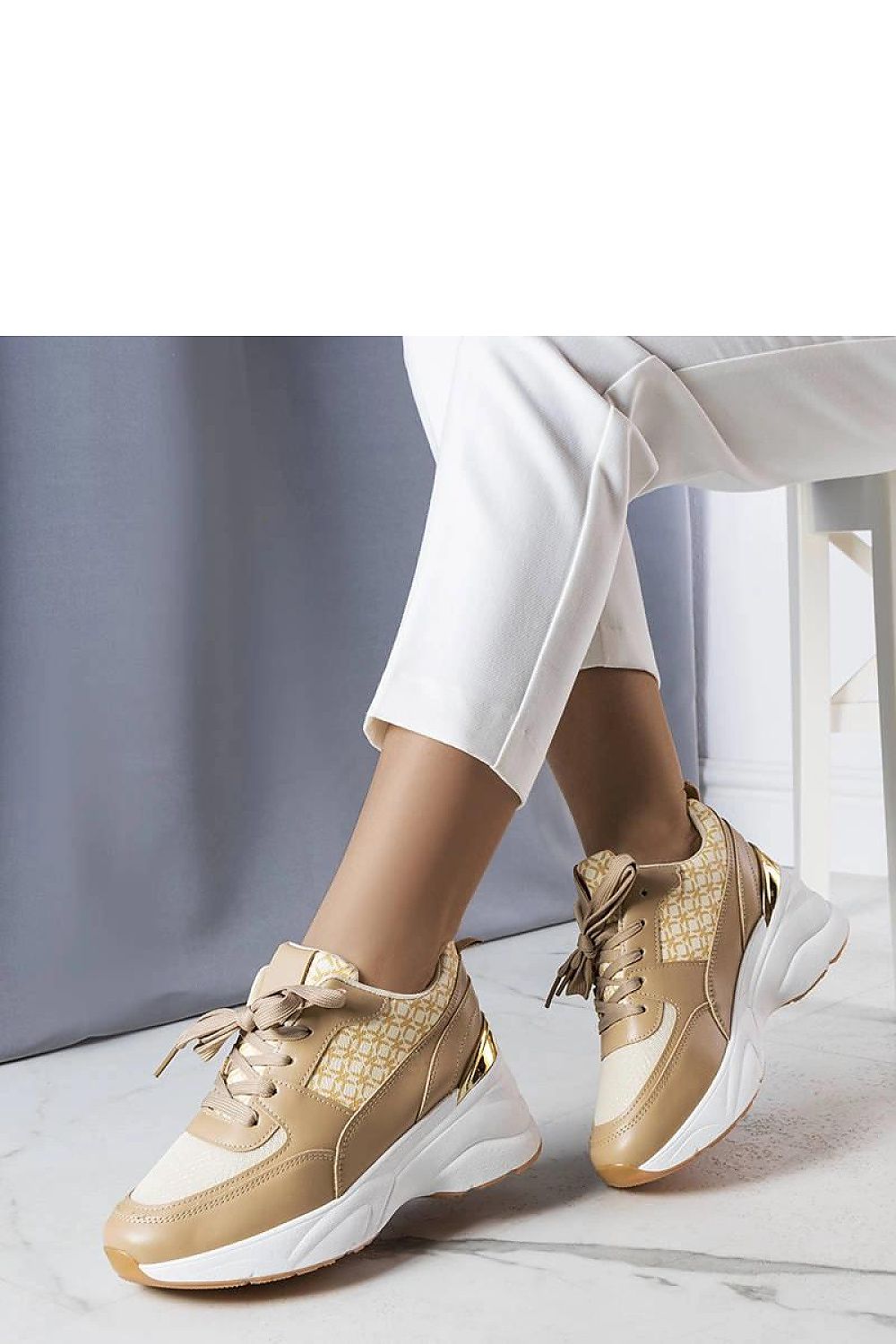 Baskets model 207988 Solea