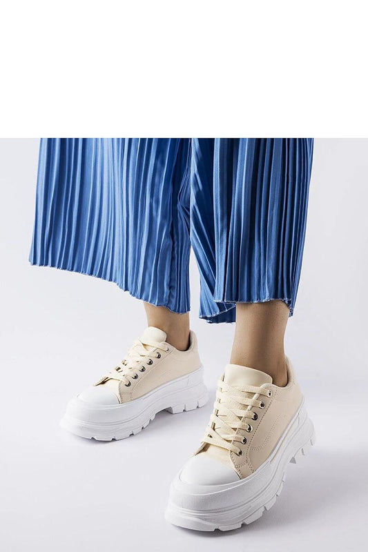 Baskets model 208015 Solea