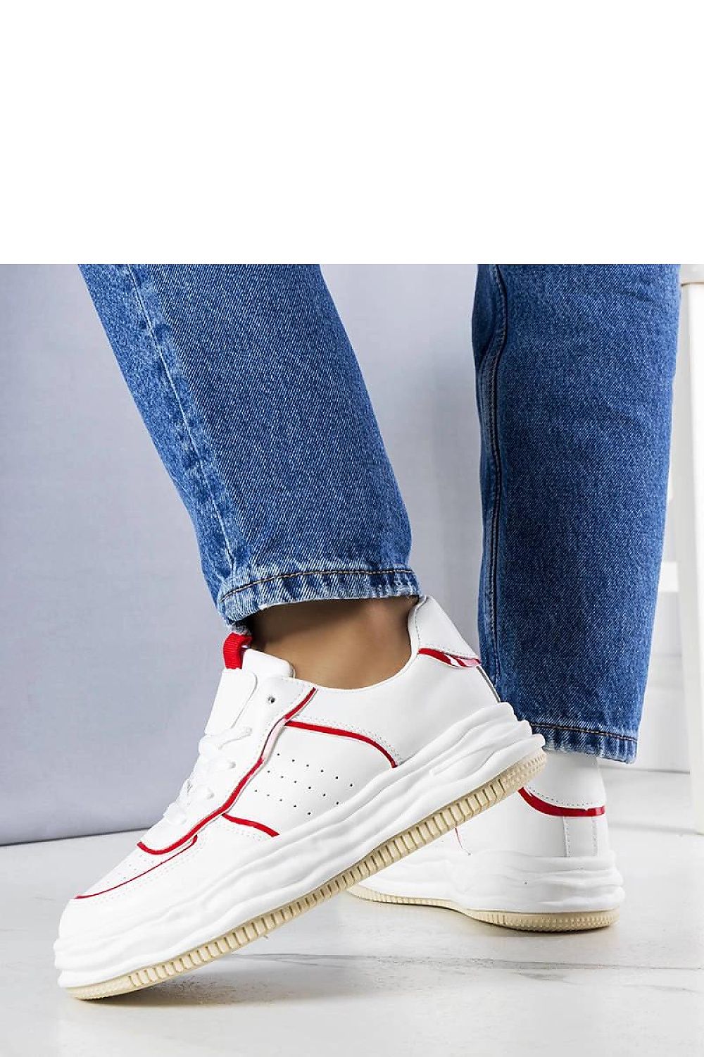 Baskets model 208021 Solea