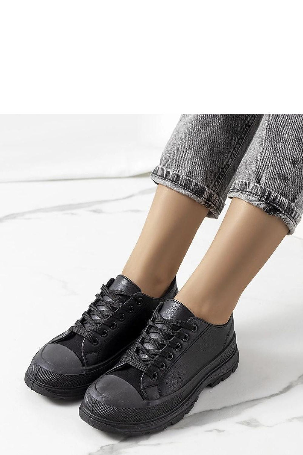 Baskets model 208036 Solea