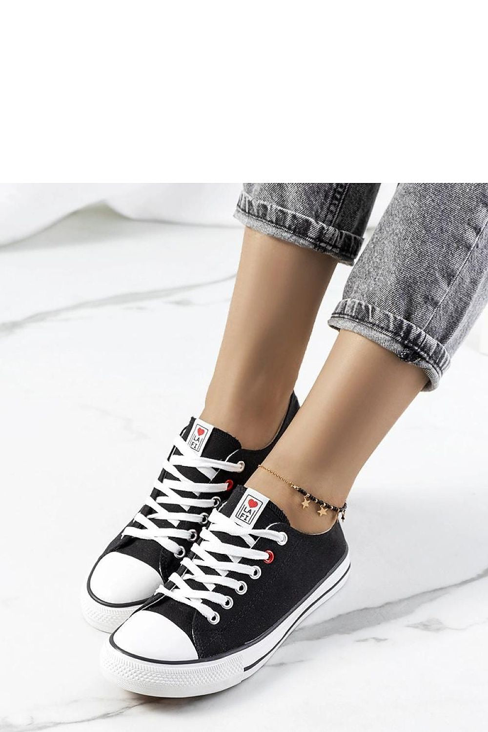 Baskets model 208037 Solea