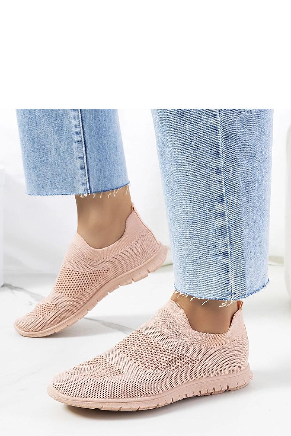 Baskets model 208042 Solea