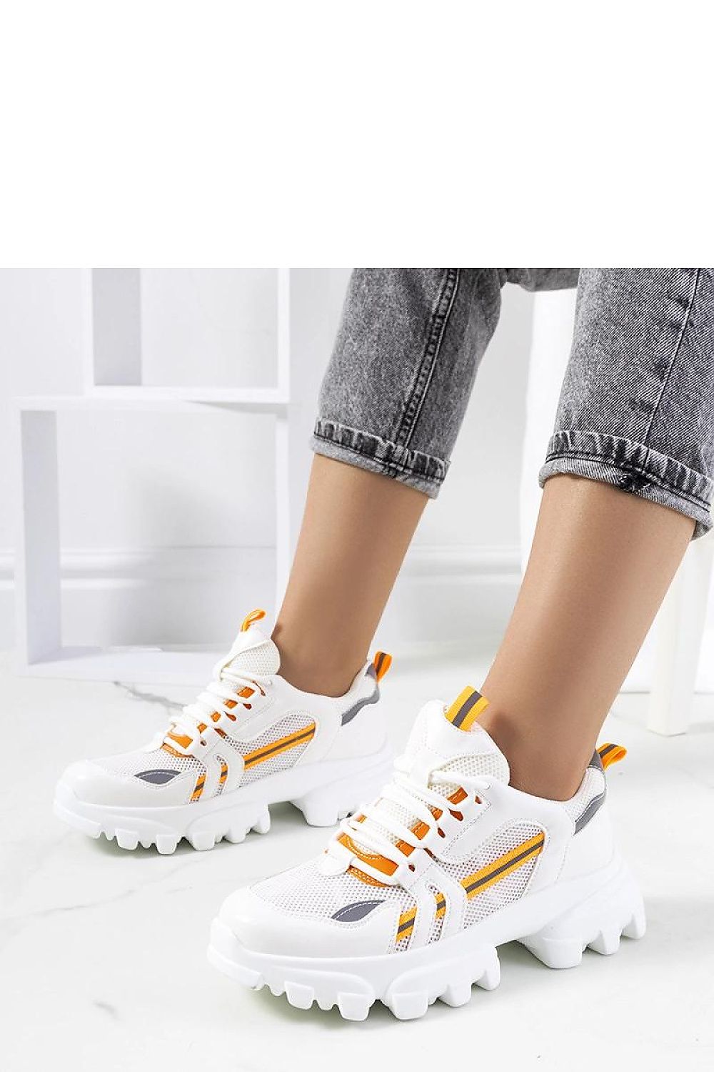 Baskets model 208043 Solea