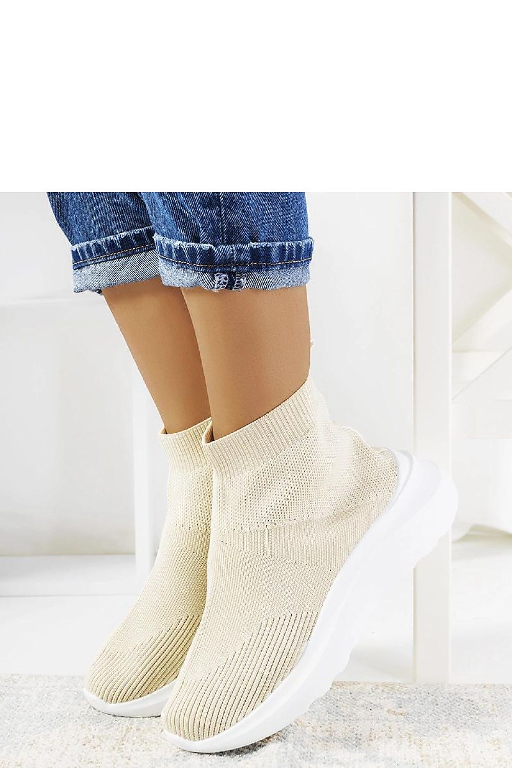 Baskets model 208047 Solea