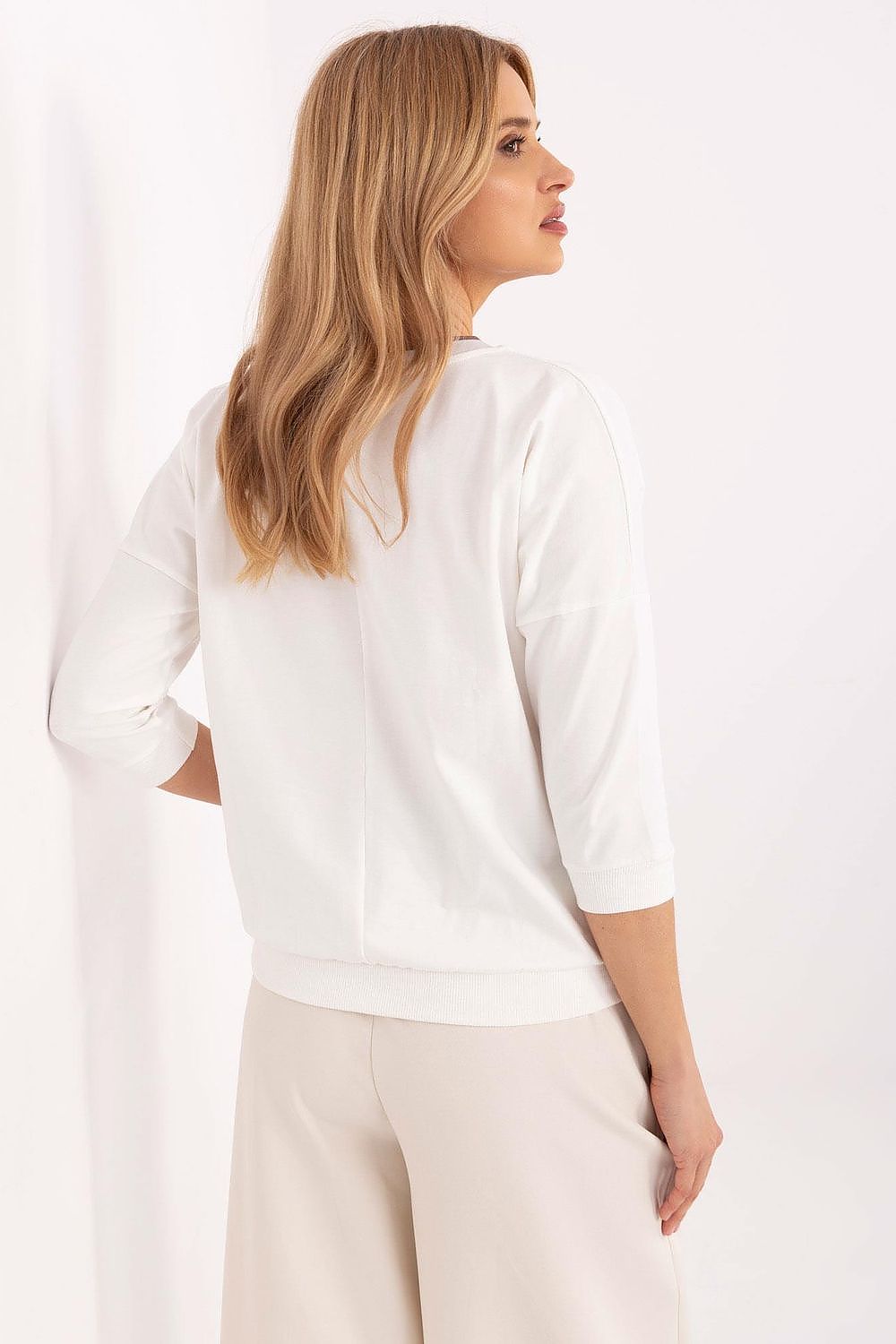 Chemisier model 208233 Relevance