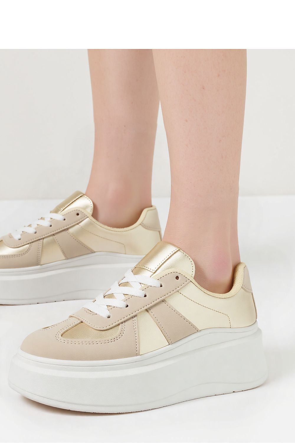 Chaussures de sport model 210330 Inello