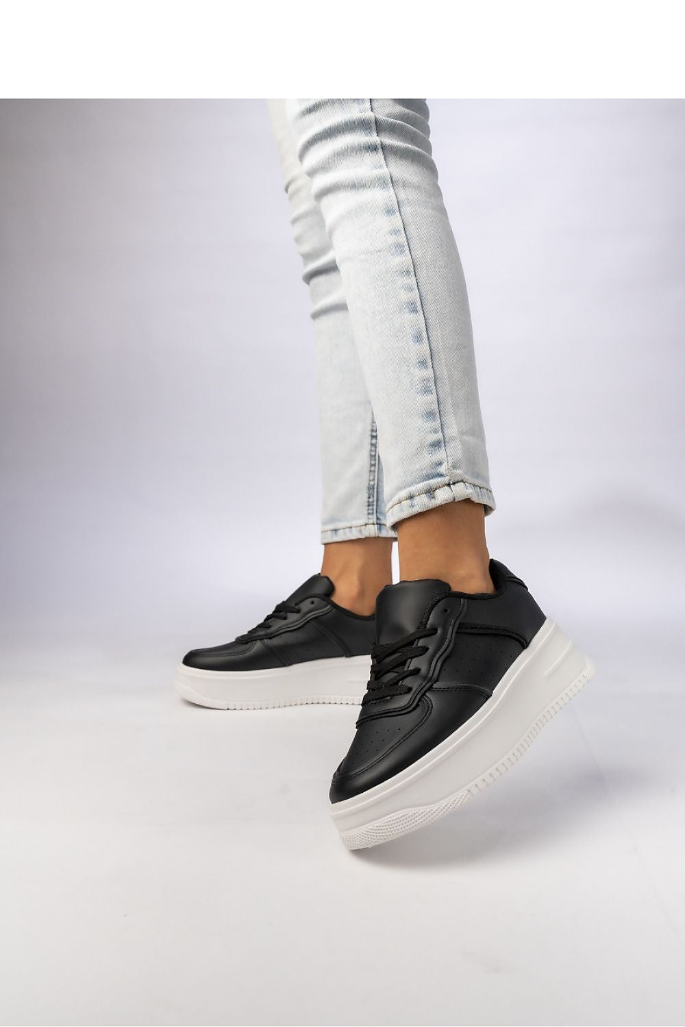 Chaussures de sport model 210575 Inello