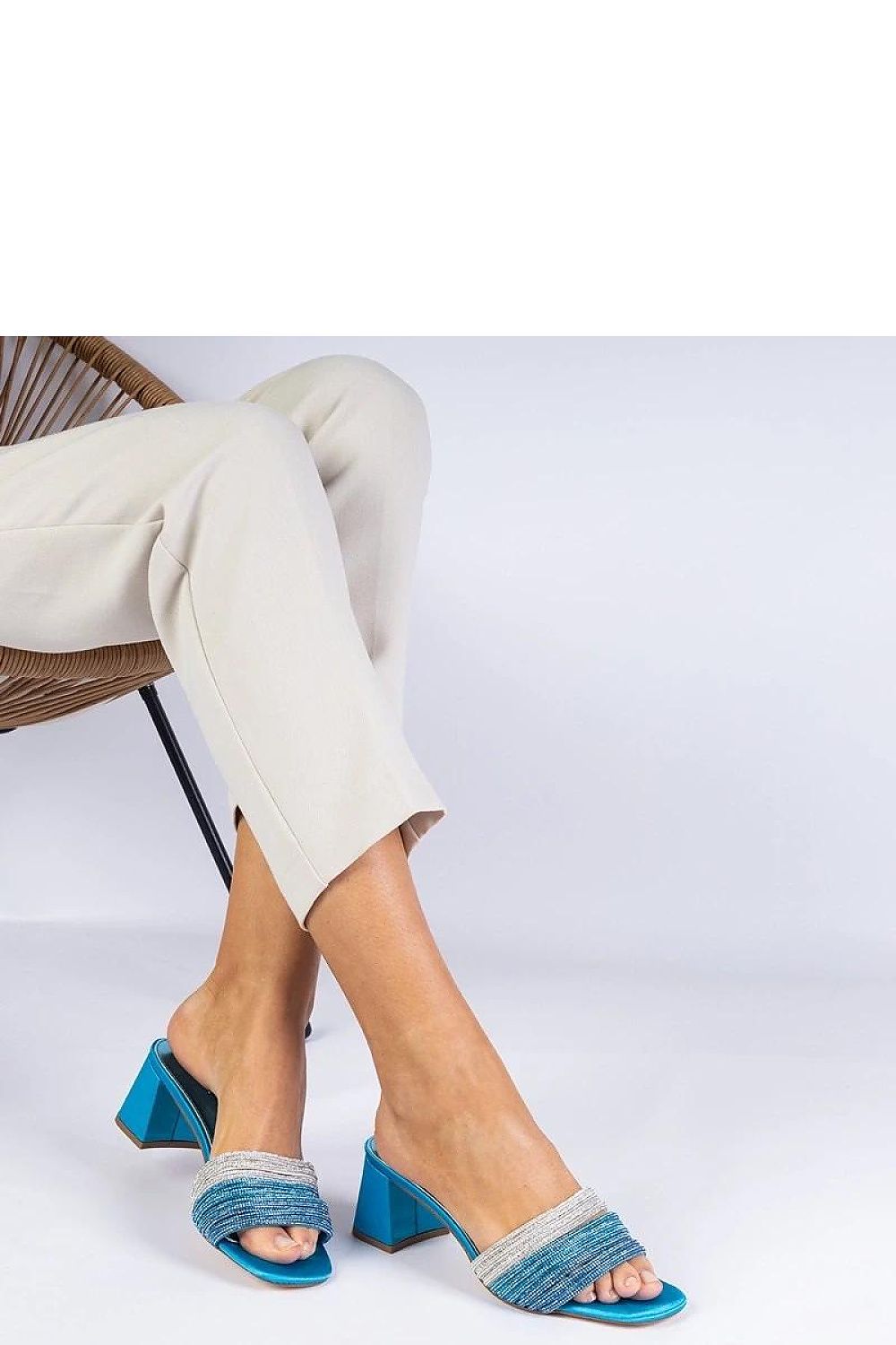 Clacquettes model 211038 PRIMO