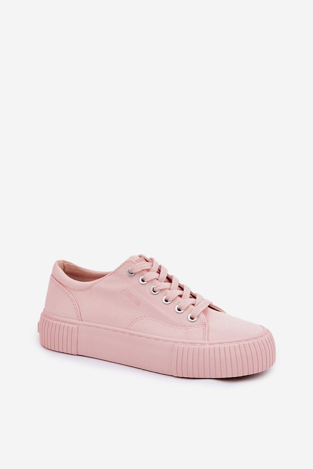 Baskets model 211350 Step in style