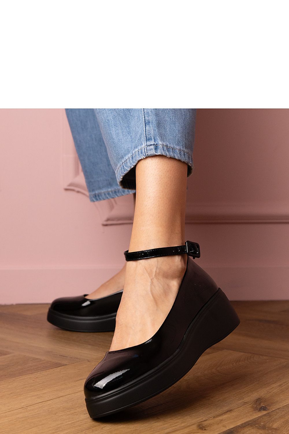 Chaussures basses à cothurnes model 211775 PRIMO