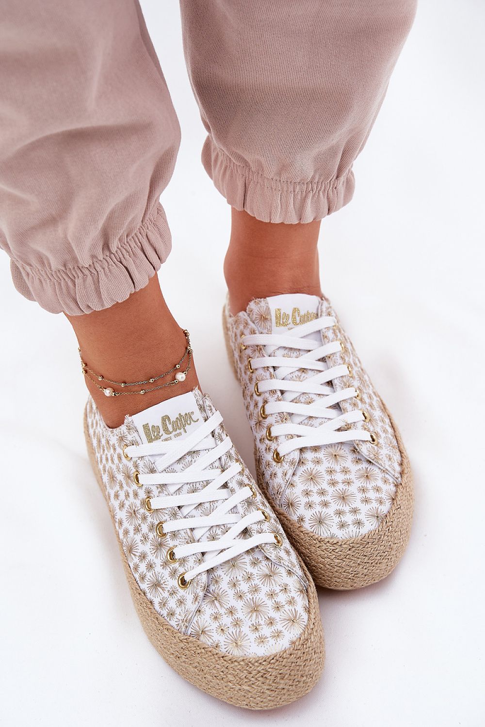 Baskets model 212617 Step in style