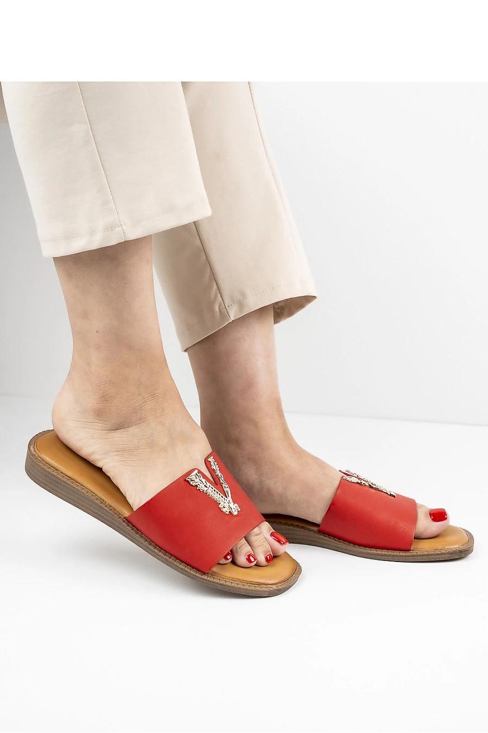 Clacquettes model 213129 Inello