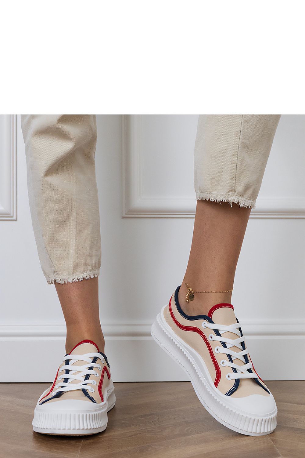 Baskets model 213740 PRIMO