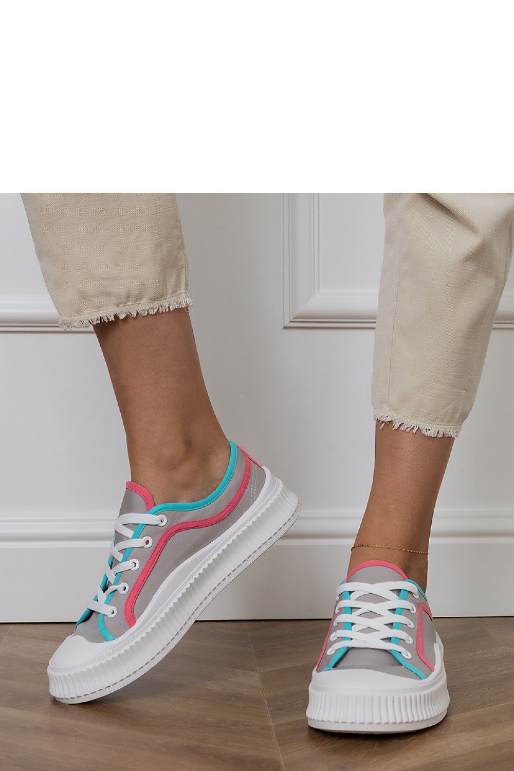 Baskets model 213743 PRIMO