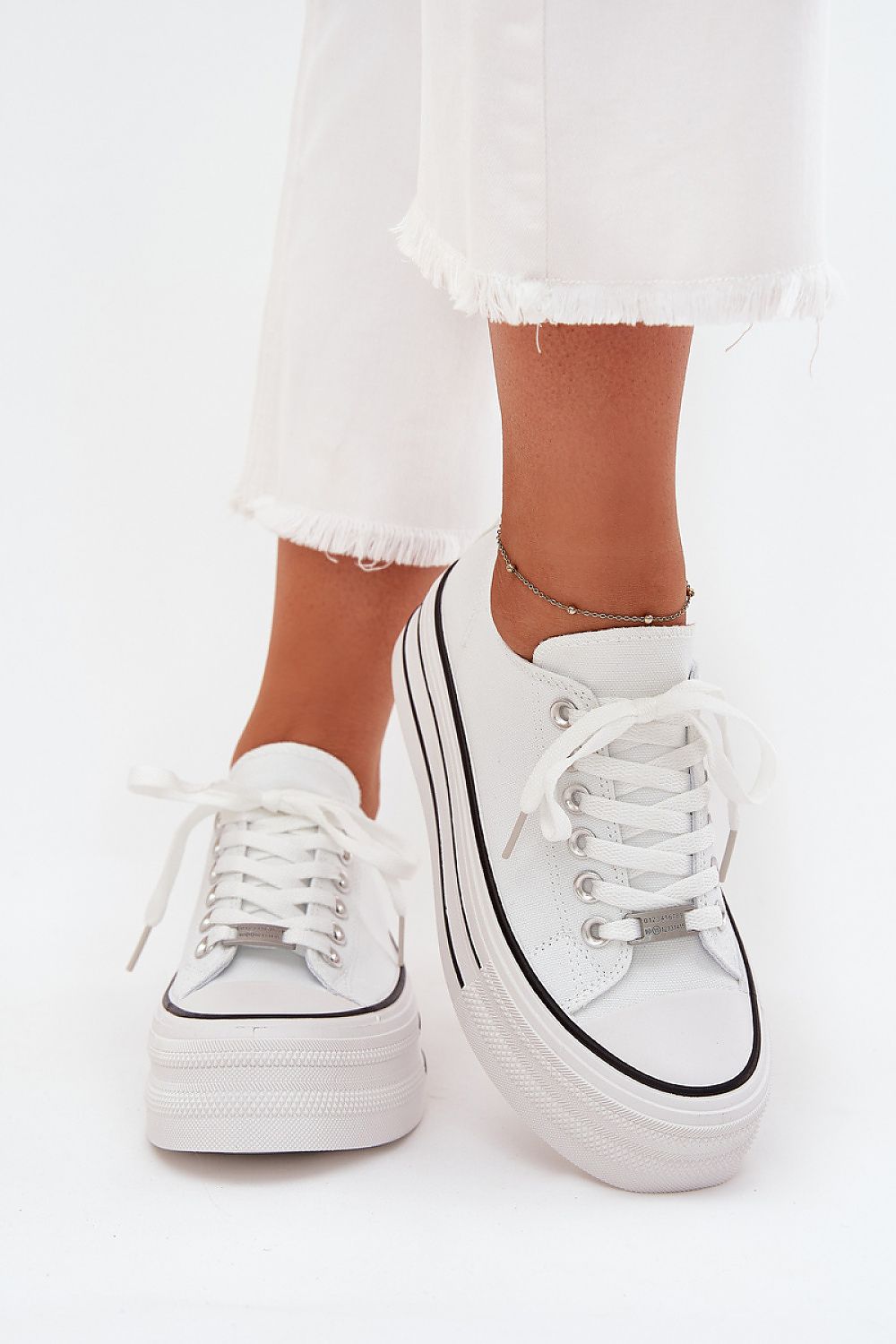 Baskets model 215667 Step in style