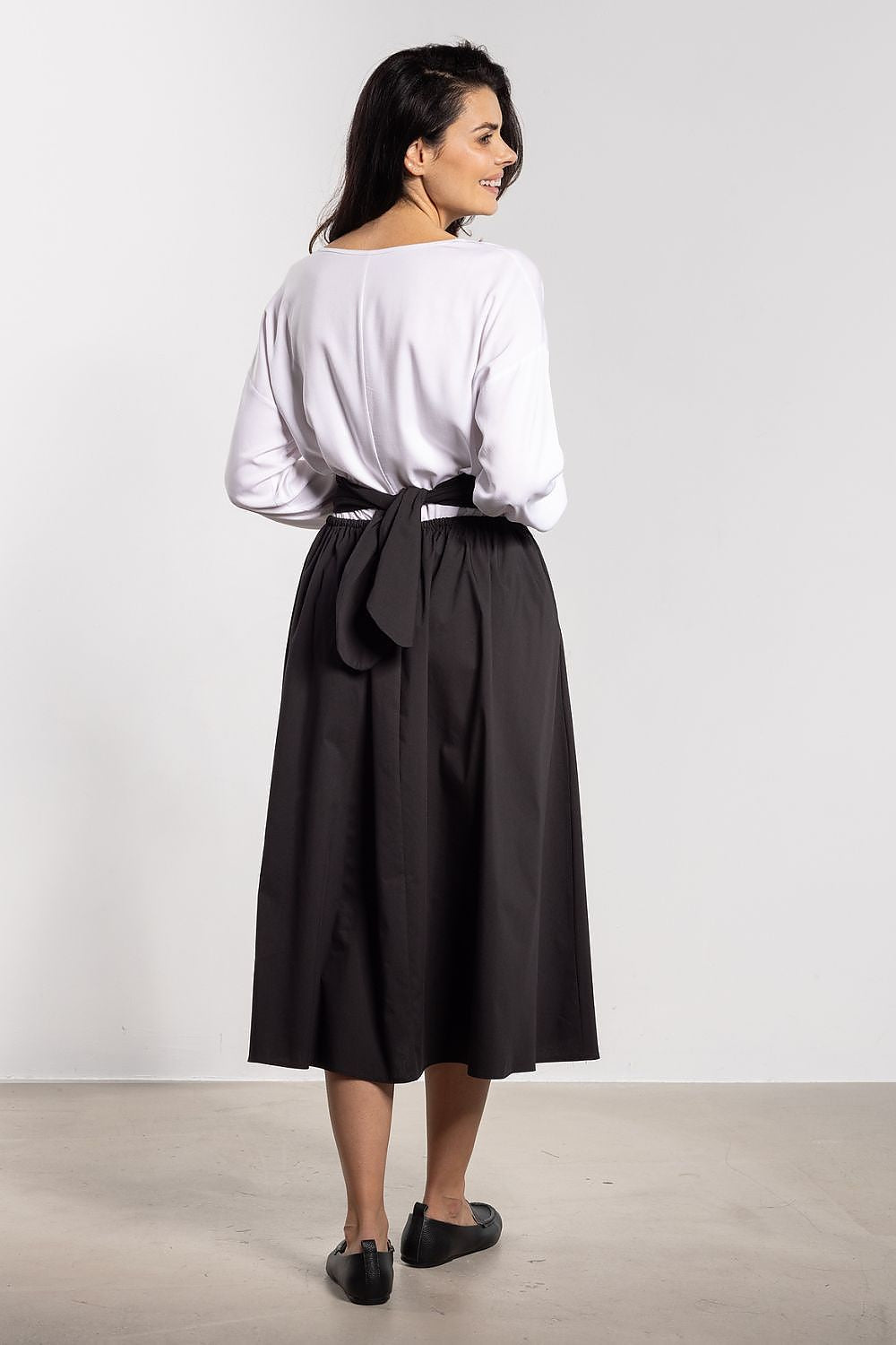 Jupe model 219007 awama