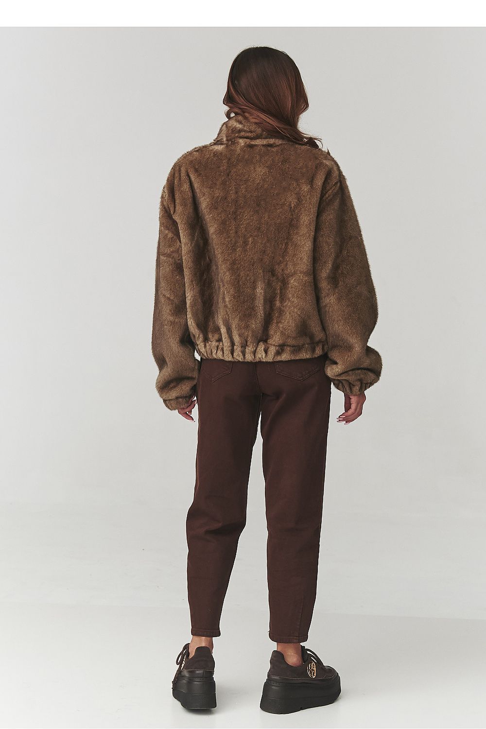 Veste model 220777 Makadamia