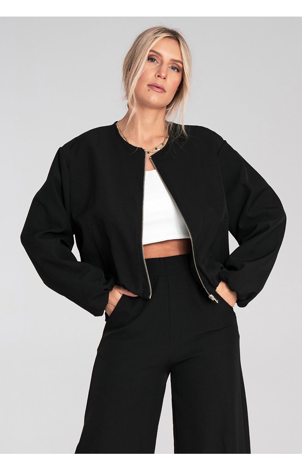 Veste model 223548 Figl