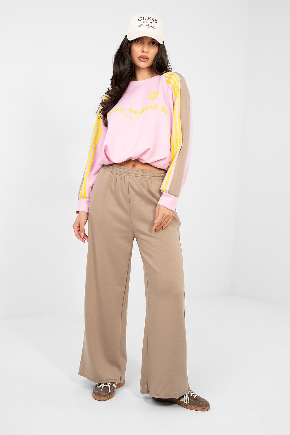 L`ensemble model 224777 Rue Paris