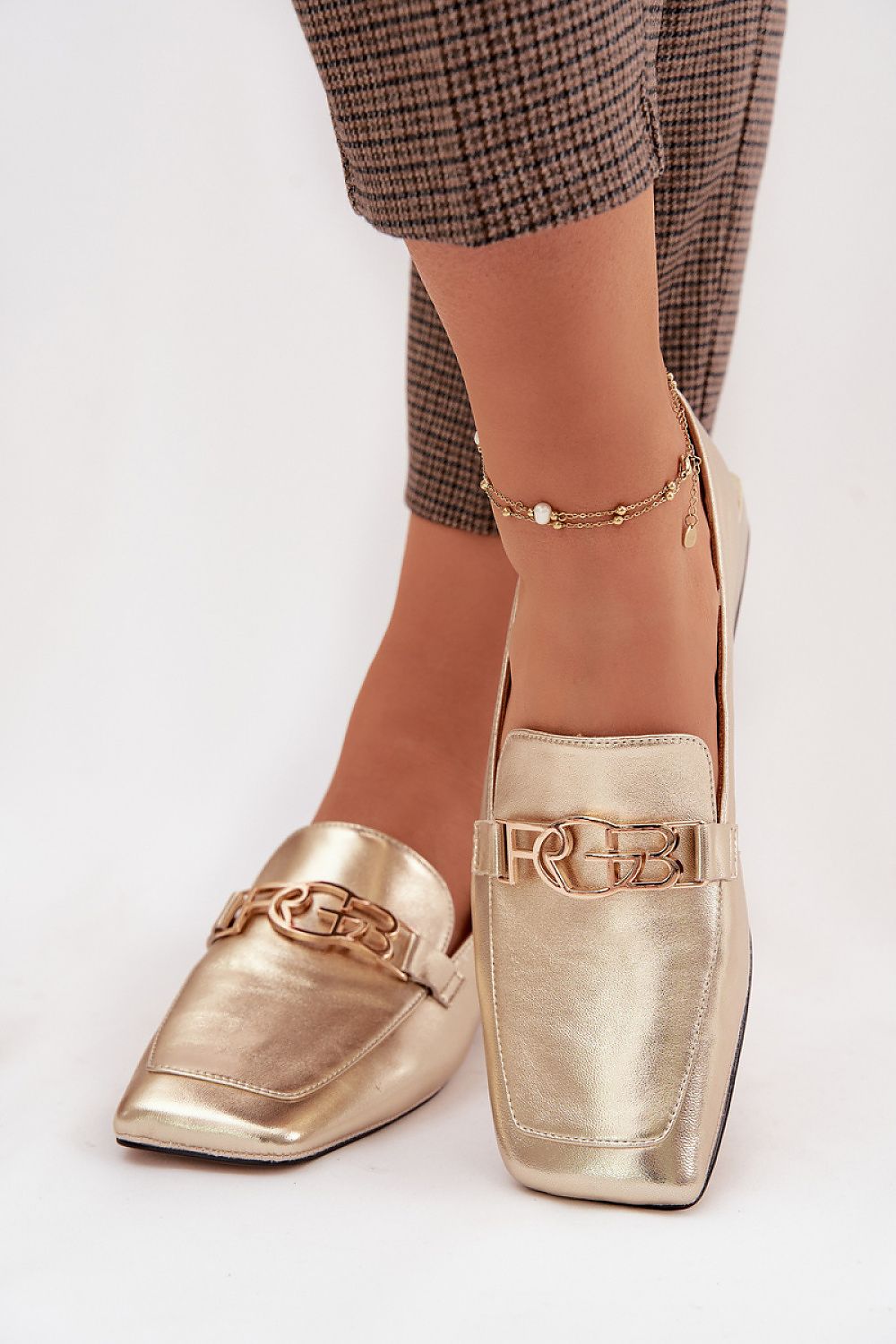 Clacquettes model 225363 Step in style