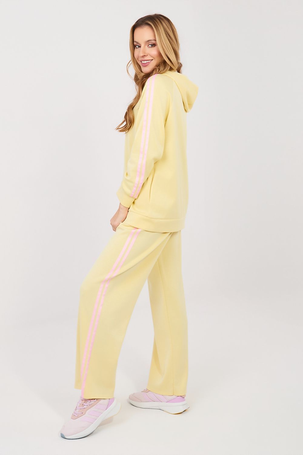 L`ensemble model 225544 Rue Paris