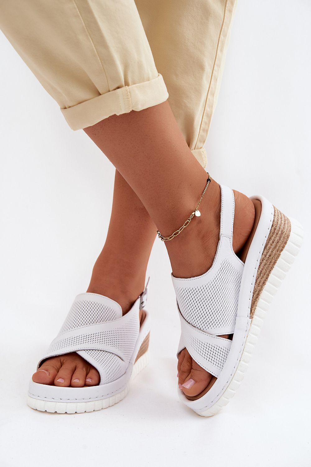 Cothurnes model 227896 Step in style