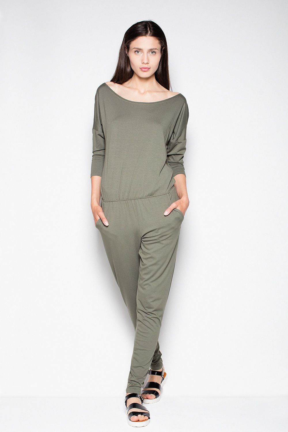 Venaton model 77470 jumpsuit