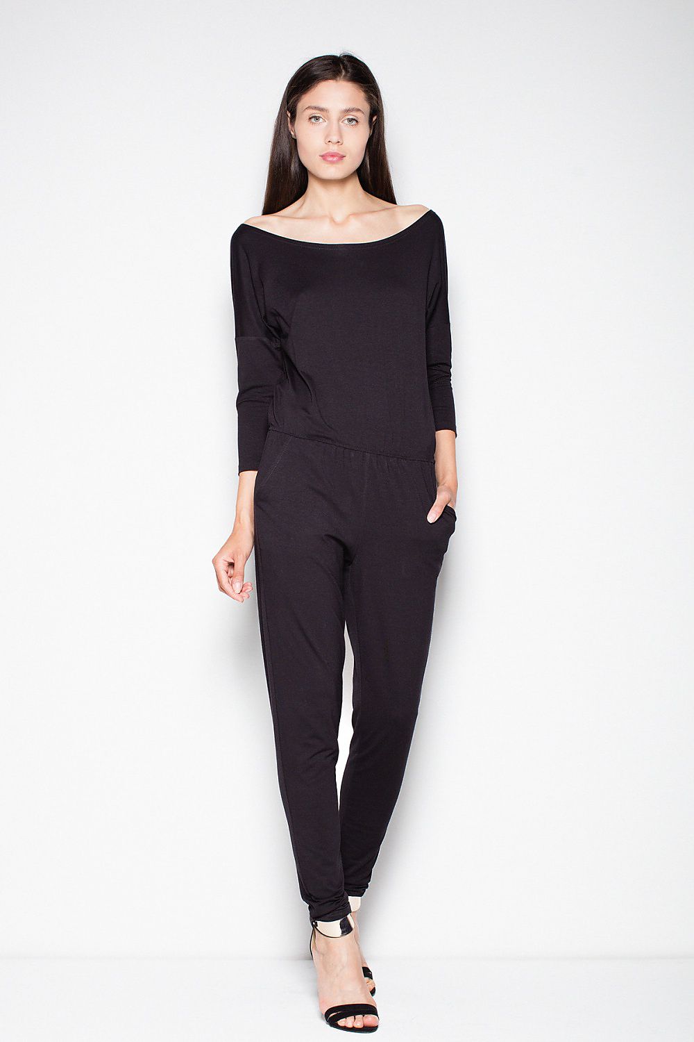 Venaton model 77470 jumpsuit