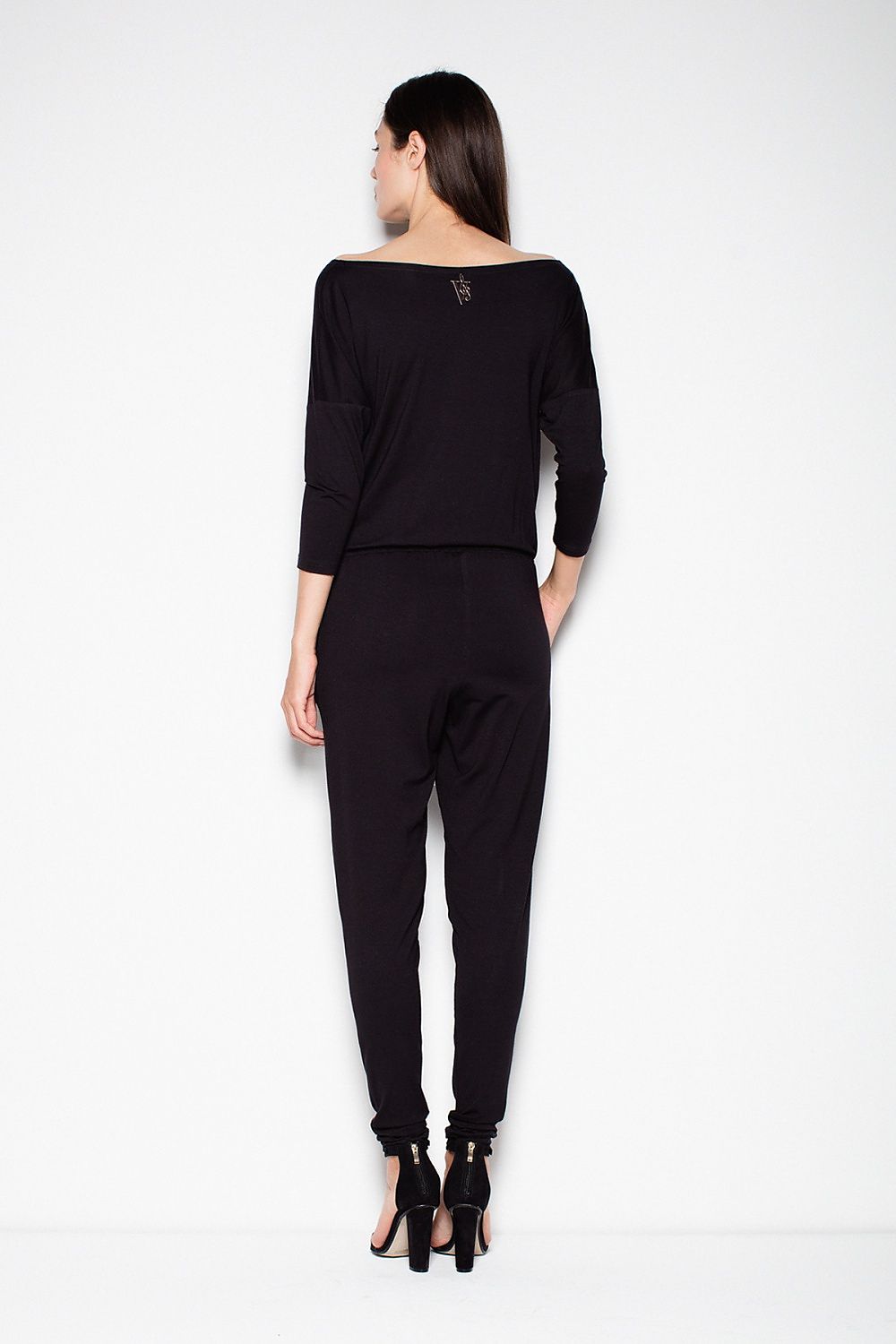 Venaton model 77470 jumpsuit