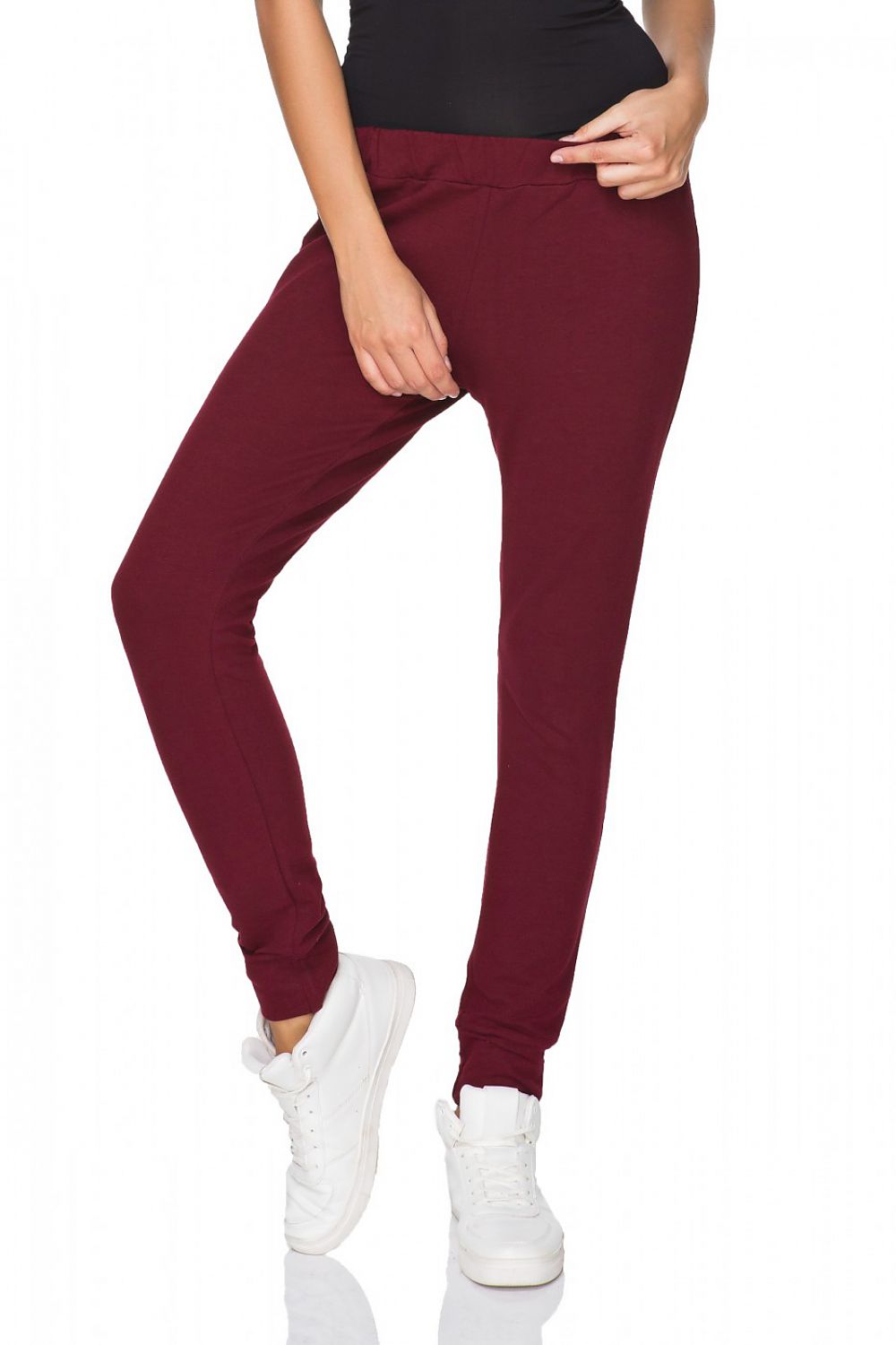 Tessita model 107316 tracksuit pants