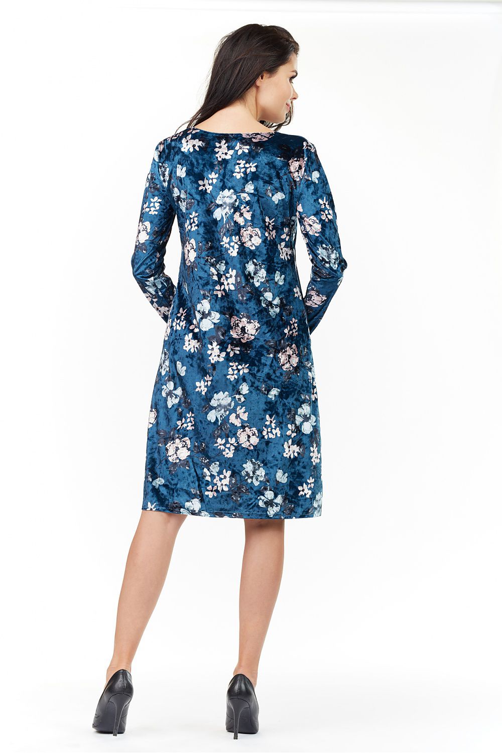 فستان نهاري موديل 109900 إنفينيتي يو