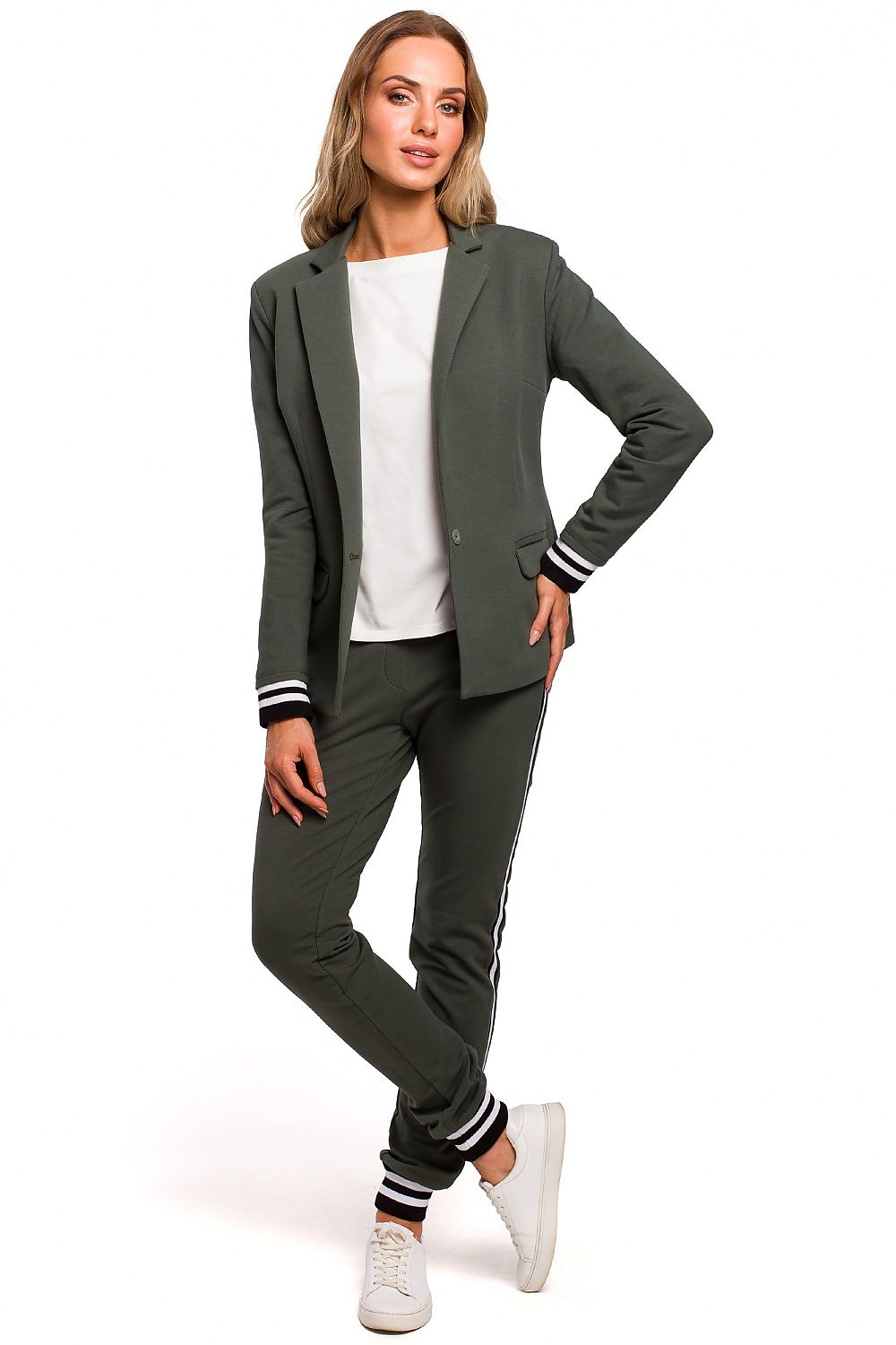 Women's blazer model 135478 Moe