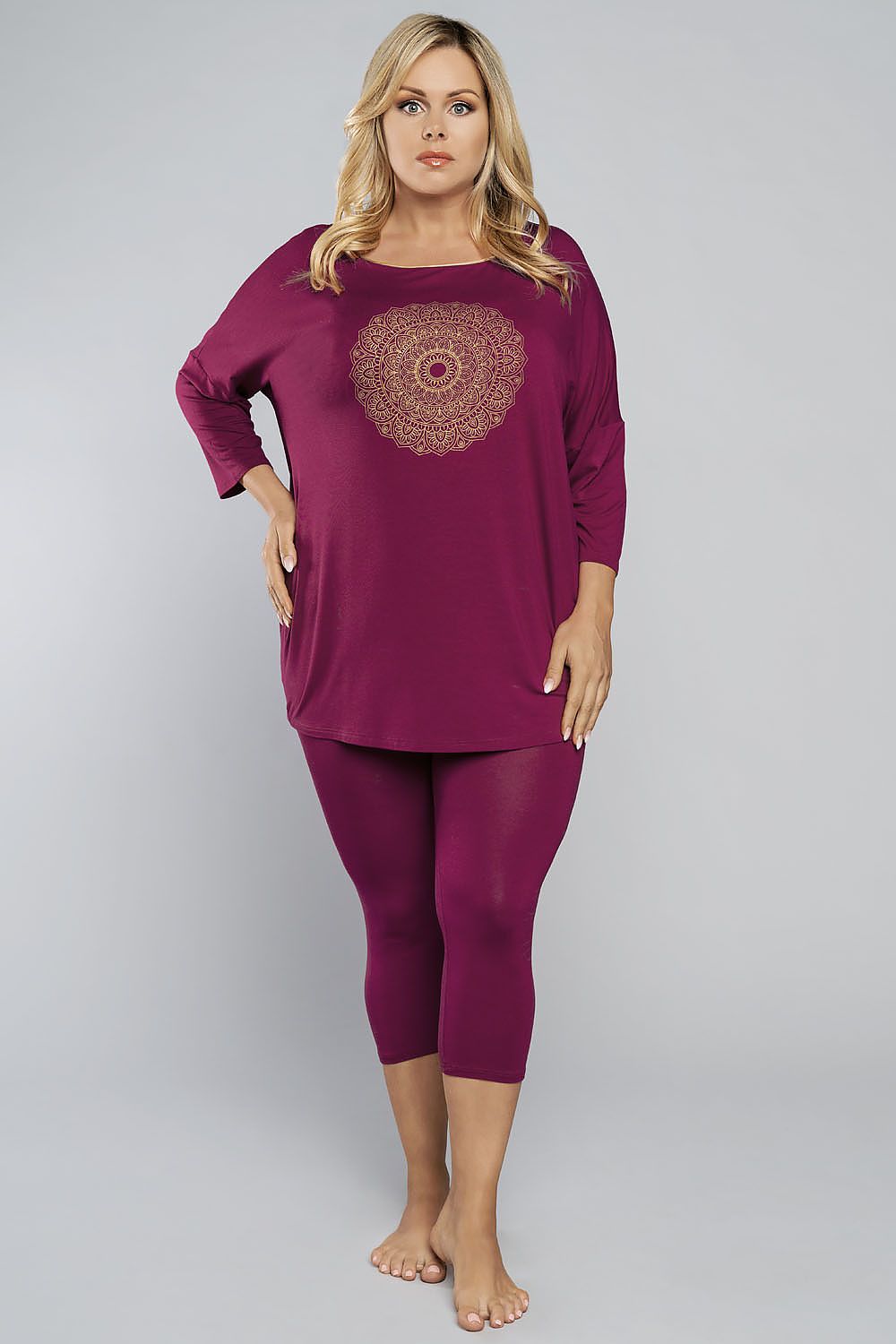 Pajamas model 147301 Italian Fashion
