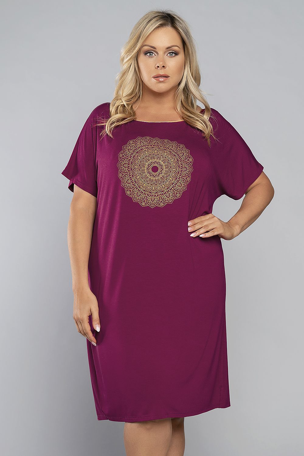 Nightgown model 181653 Italian Fashion