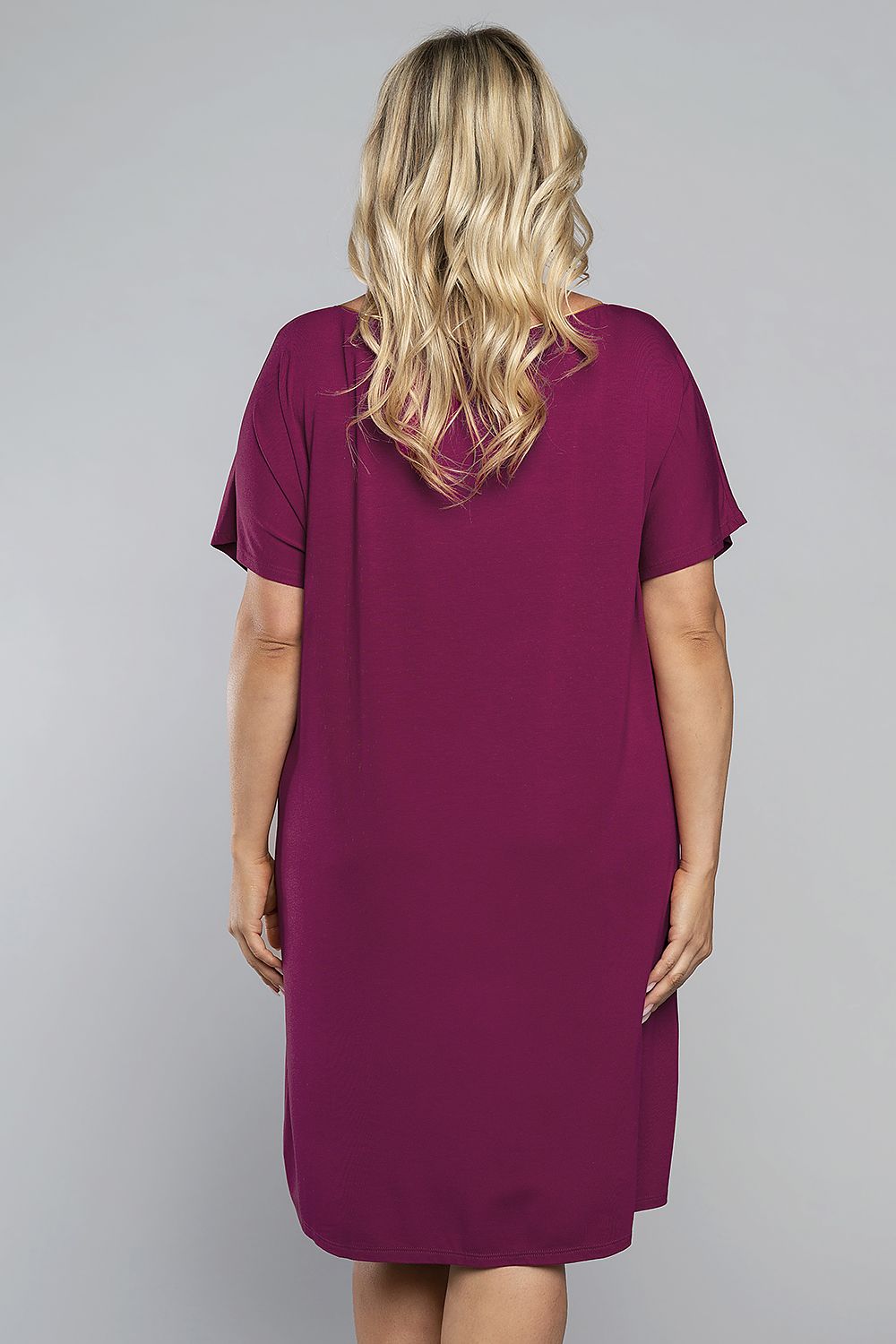 Nightgown model 181653 Italian Fashion