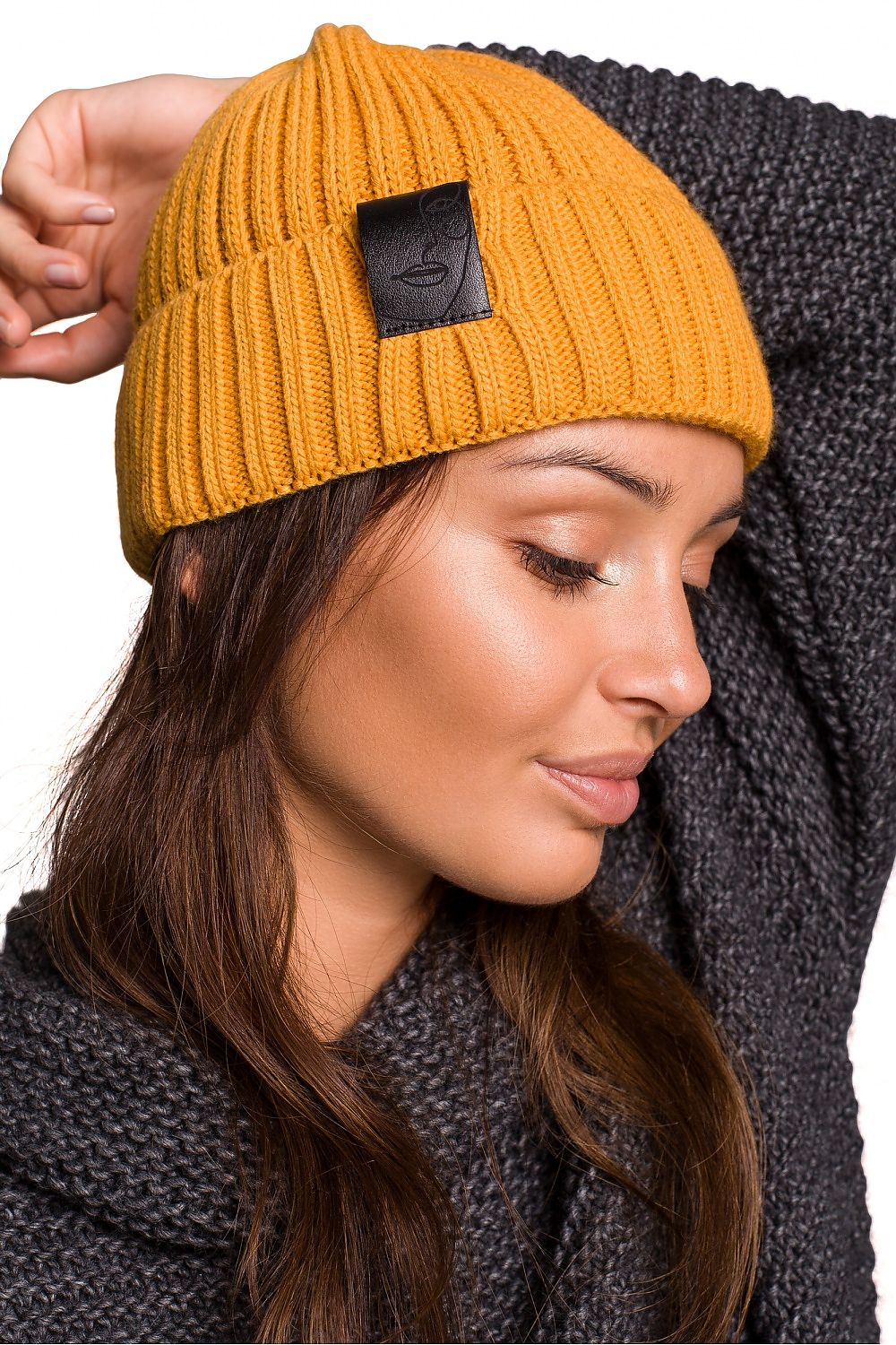 Bonnet model 148907 BE Knit