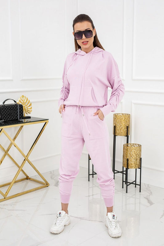 The set model 152376 Vittoria Ventini