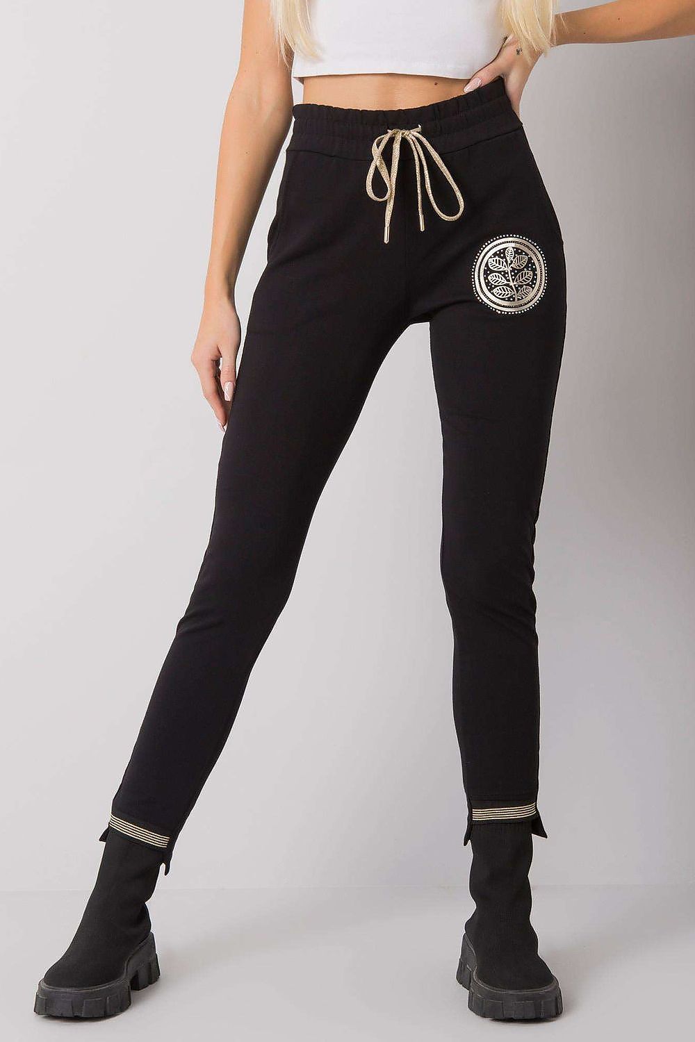 Relevance model 159843 tracksuit pants