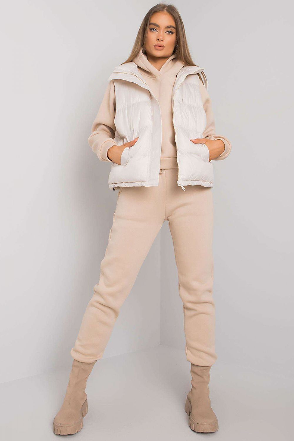 The set model 172657 Ex Moda