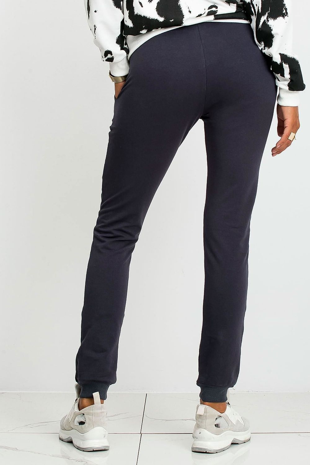Sweatpants model 169768 BFG