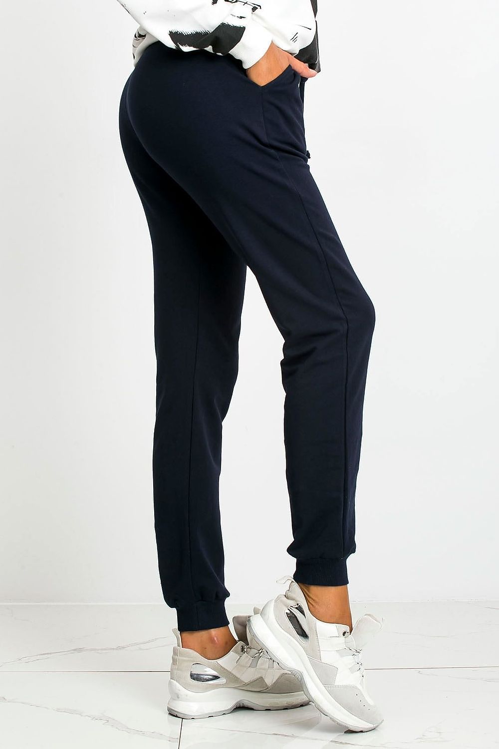 Sweatpants model 169768 BFG