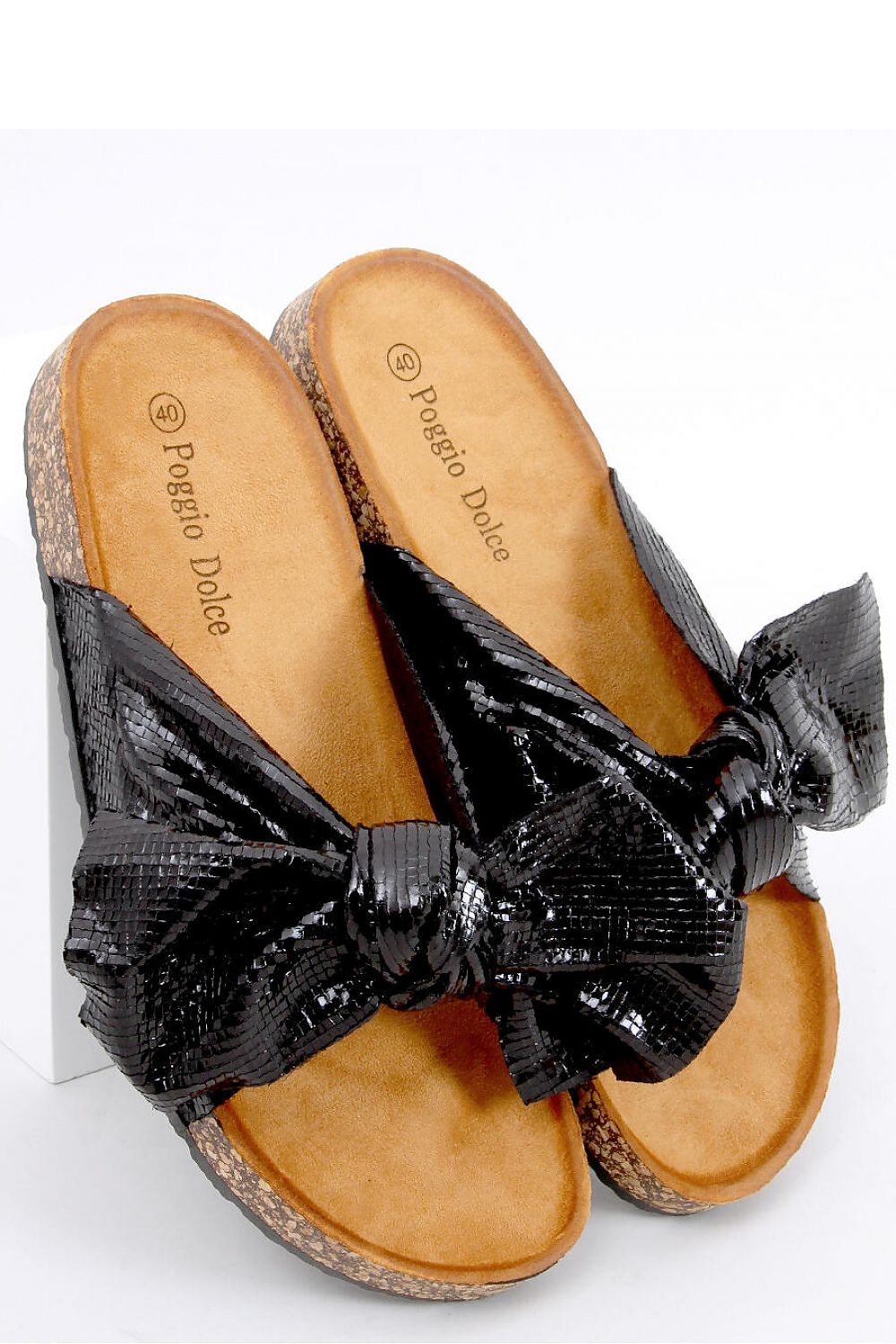 Clacquettes model 165088 Inello