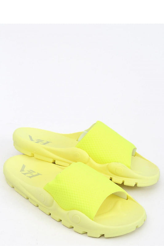 Clacquettes model 166426 Inello