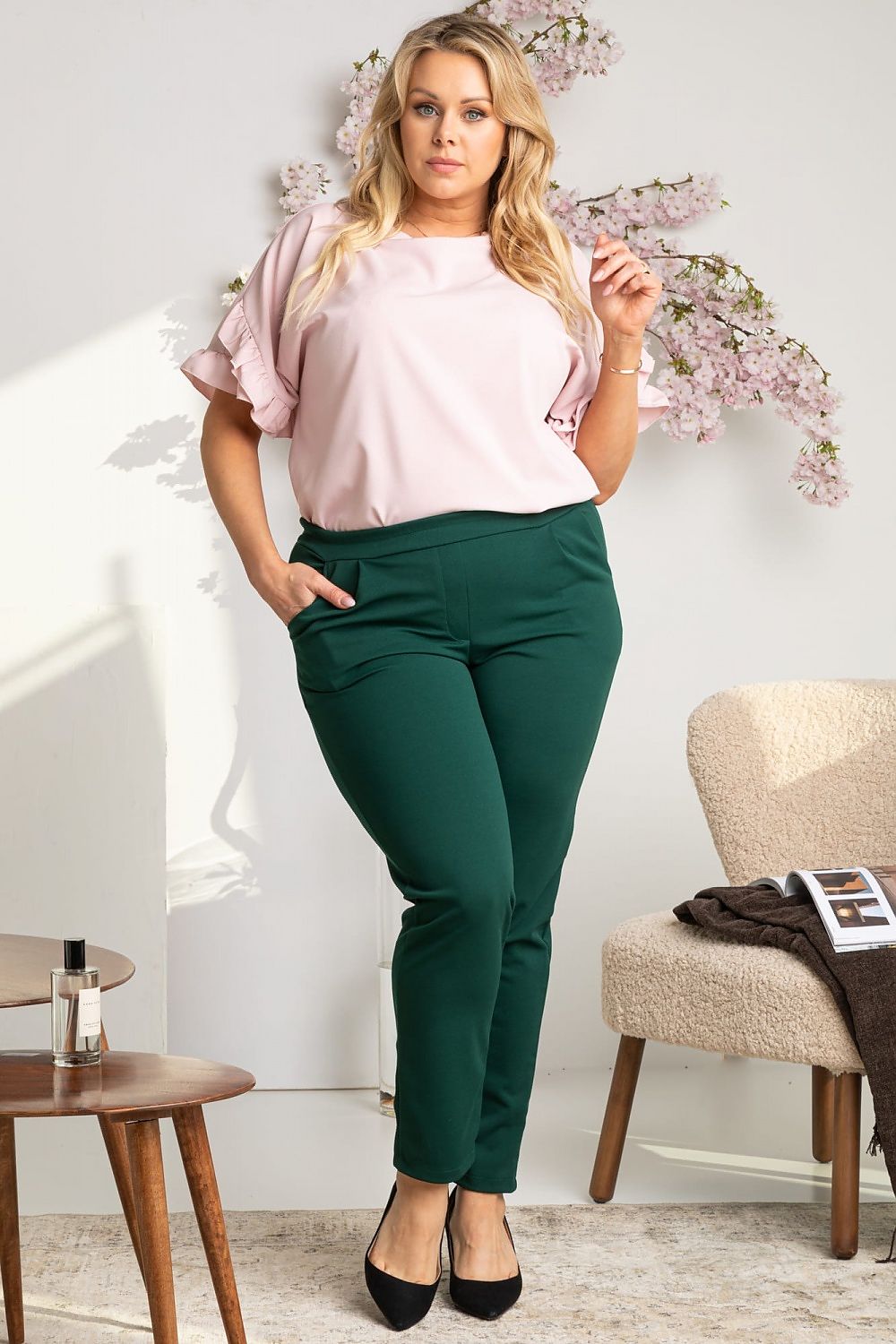 Plus size pants model 169232 Karko