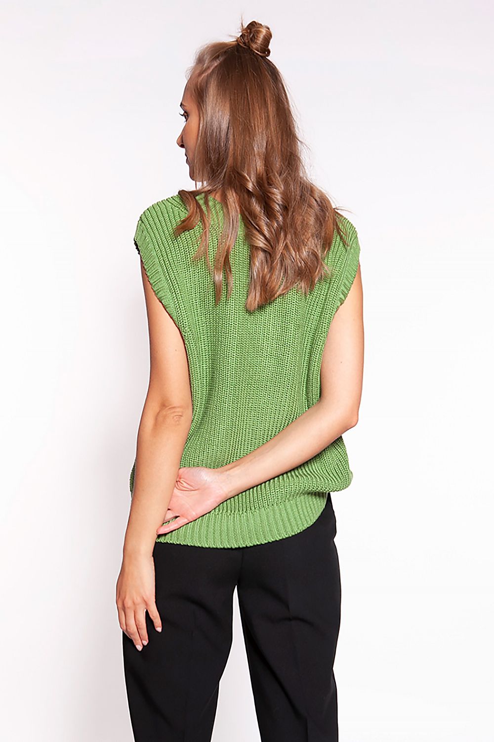 Vest model 170026 MKM
