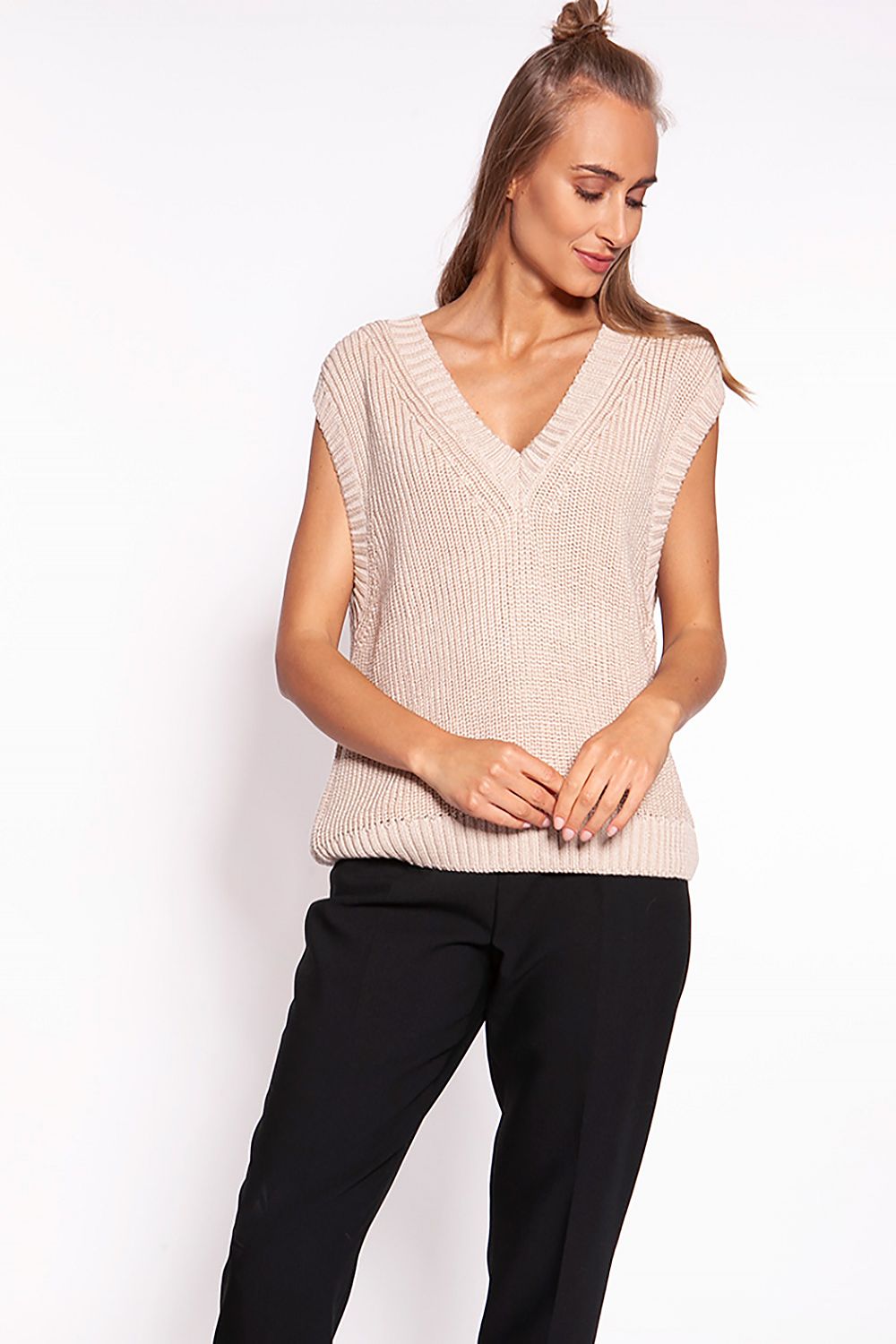 Vest model 170026 MKM