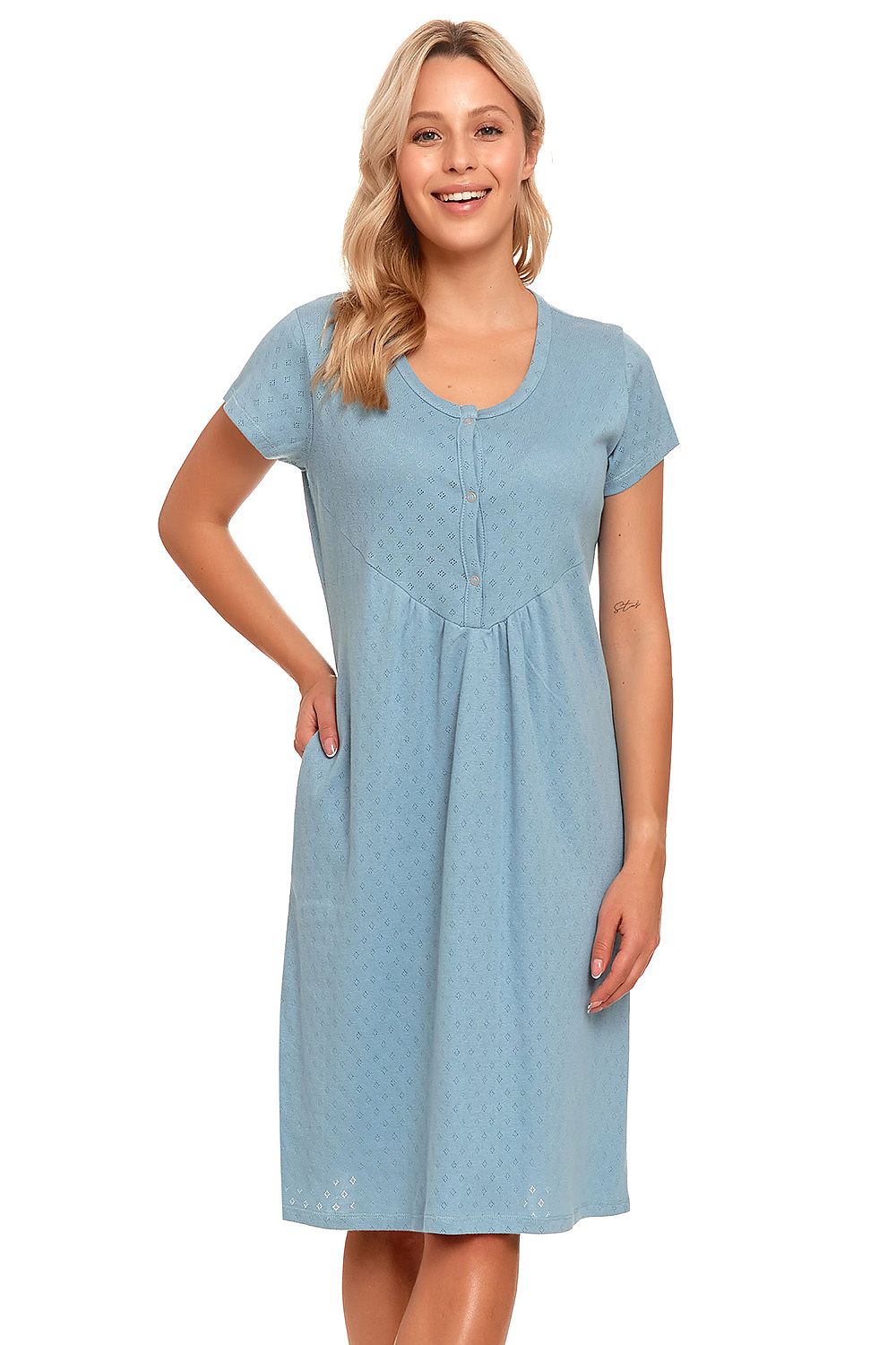 Doctor Nap model 173811 nightgown