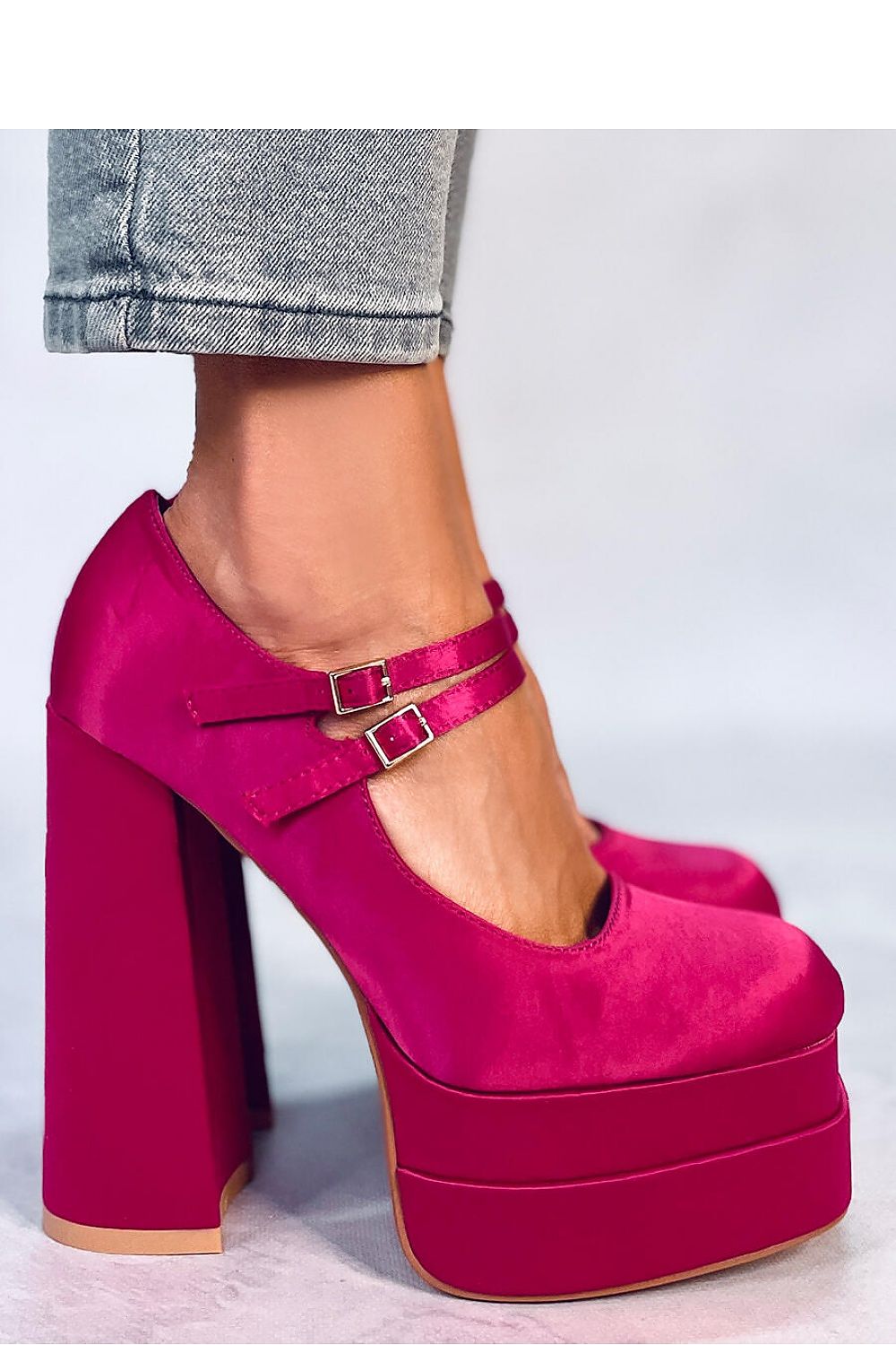 Escarpins à plateforme model 176976 Inello