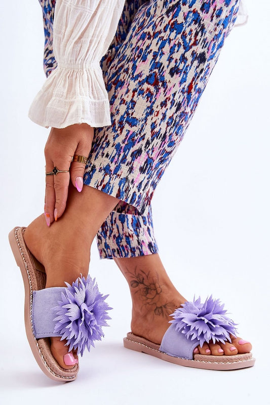 Clacquettes model 178371 Step in style