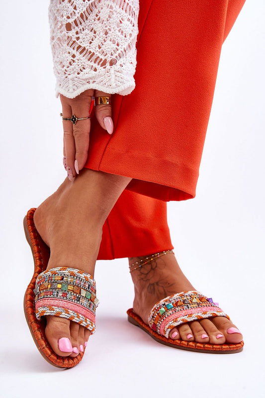 Clacquettes model 178447 Step in style